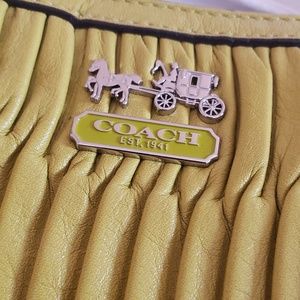 Coach Bags - Coach gathered leather bag Coach Bags - Coach gathered leather bag